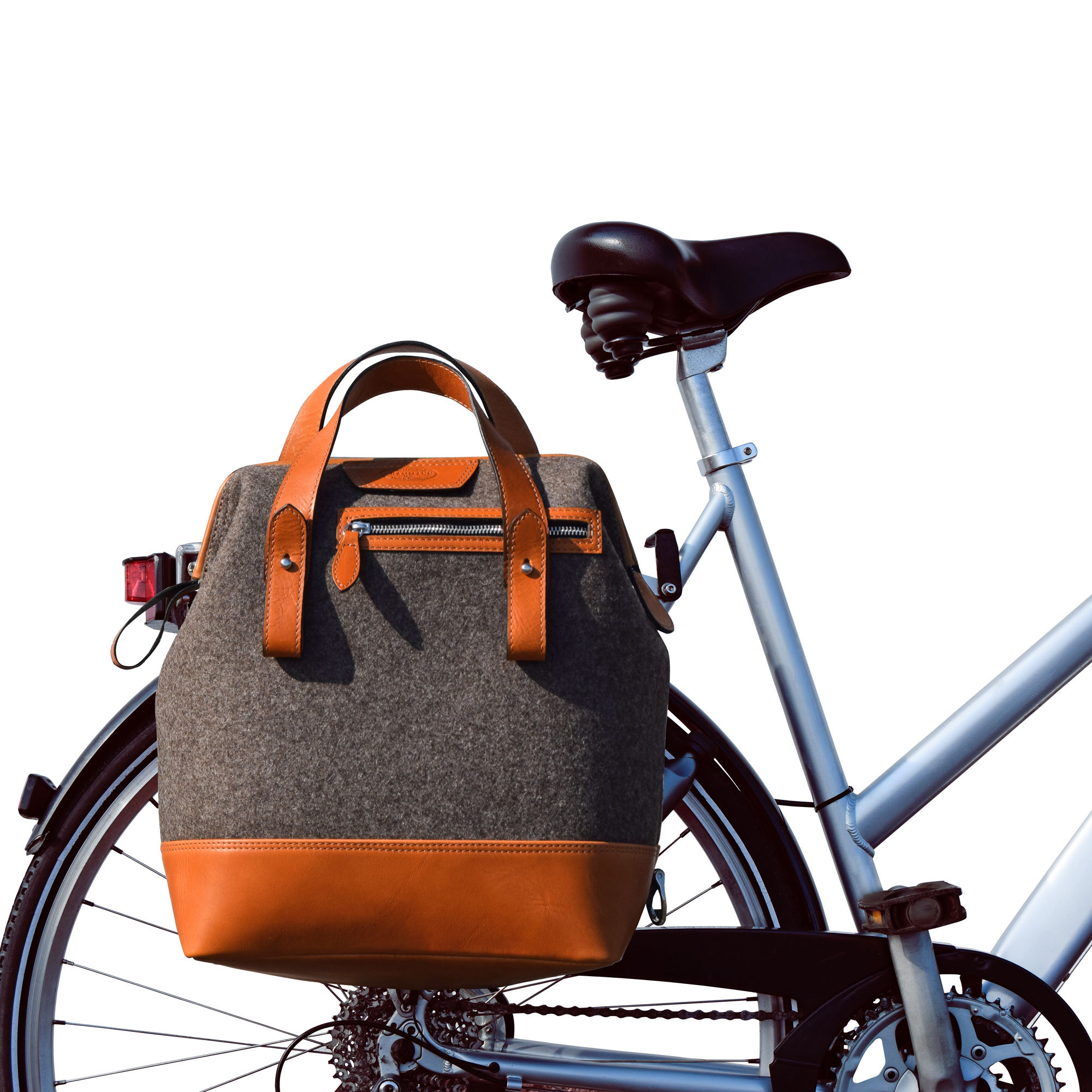 Fahrradtasche und Rucksack in Loden